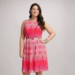 Elegant Pink Lace Dress